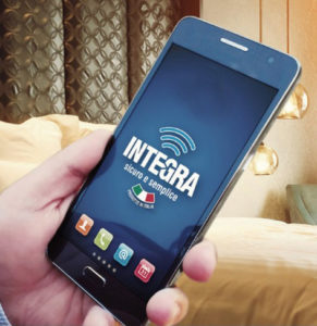 aprire-porta-con-smartphone-aprire-porta-con-app-serrature-per-hotel-romana-serrature